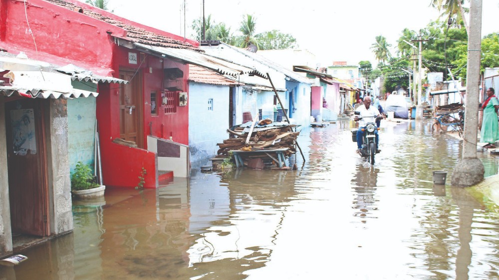 Heavy discharge from Mettur dam floods many areas in Erode