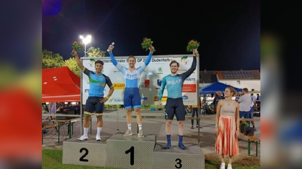 Cycling: Ronaldo wins silver medal in 200m sprint in elite race Cycling: Ronaldo wins silver medal in 200m sprint in elite race