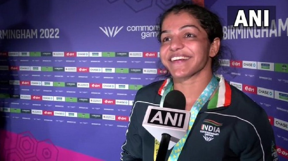 Got emotional when national anthem was played: Sakshi Malik