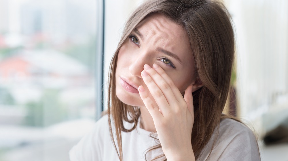 How to deal with itchy eyes