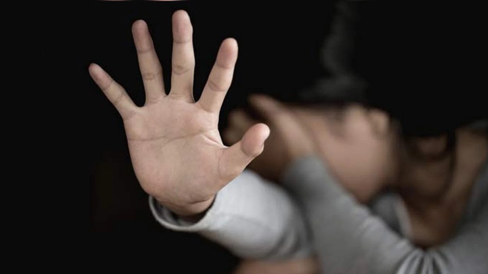 Teen who fled home kidnapped, sexually assaulted by auto driver