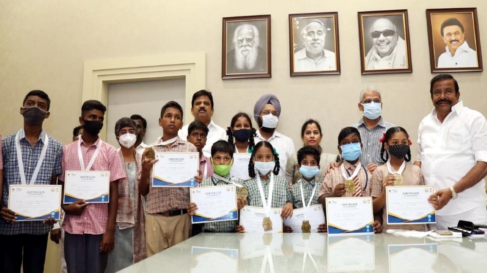 Madras Day: Minister Nehru felicitates school students Madras Day: Minister Nehru felicitates school students