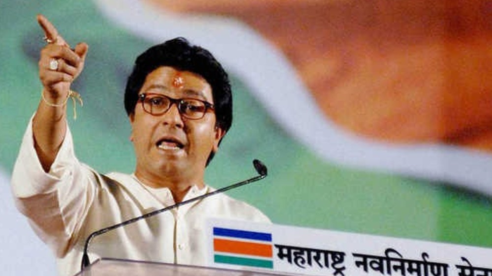 Thackeray’s MNS toying with idea of going solo in Maha civic polls