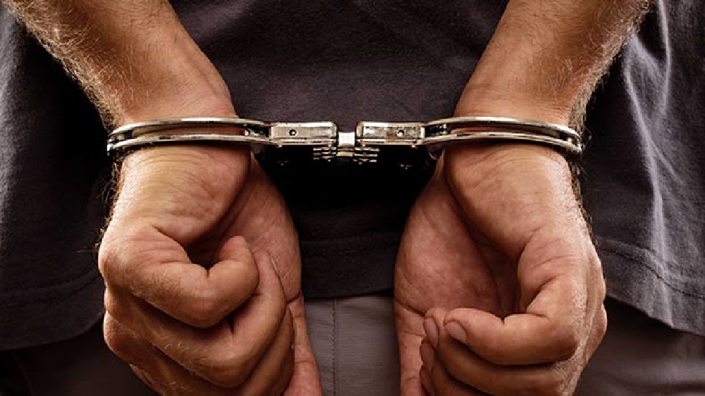 2 arrested for kidnapping online share trader; 6 others on the run