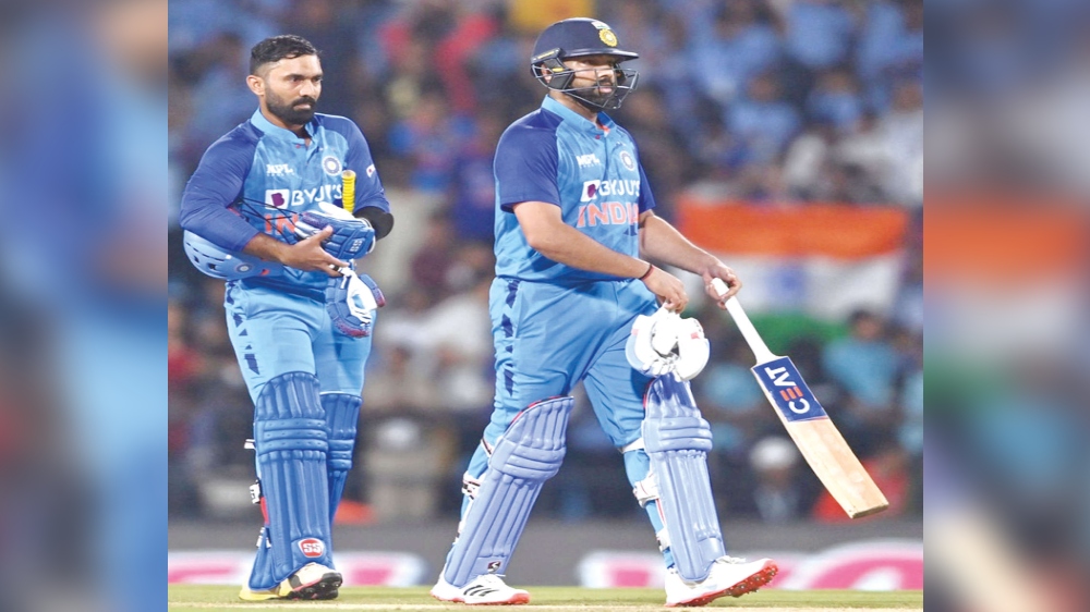 Karthik needs game time before World Cup: Rohit