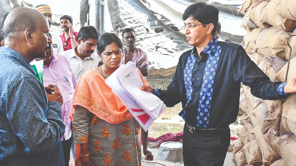 Mobile DPCs to start functioning soon in Delta, says Radhakrishnan