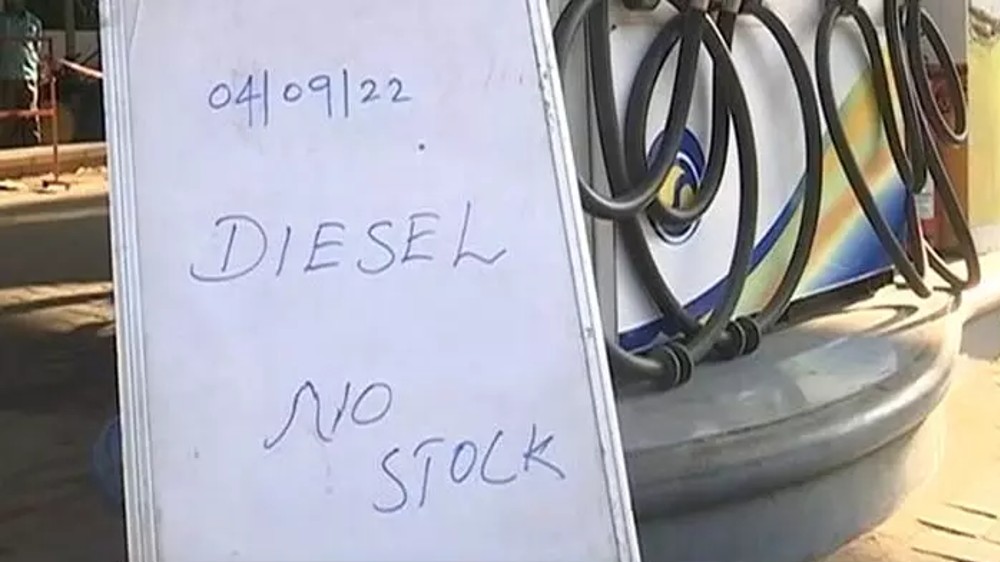 ‘No diesel’ board in Chennai petrol bunks; panic among motorists