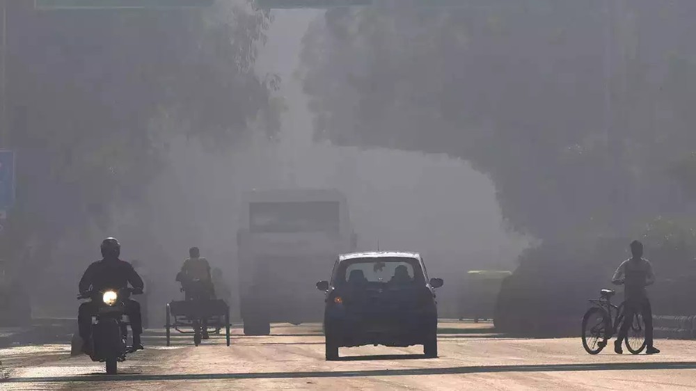 Over 99% of India breathes air that exceeds WHOs PM2.5