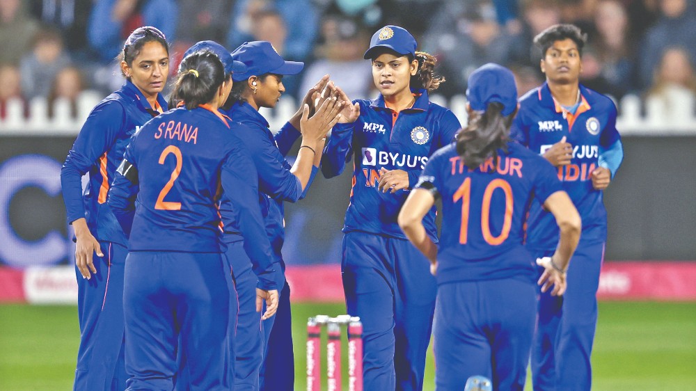 Struggling Indian team aims to give fitting farewell to Jhulan