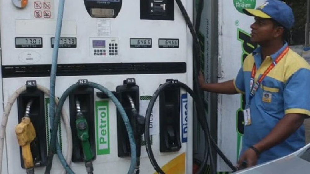 Petrol, diesel prices remain unchanged for 127th day in Chennai Petrol, diesel prices remain unchanged for 127th day in Chennai