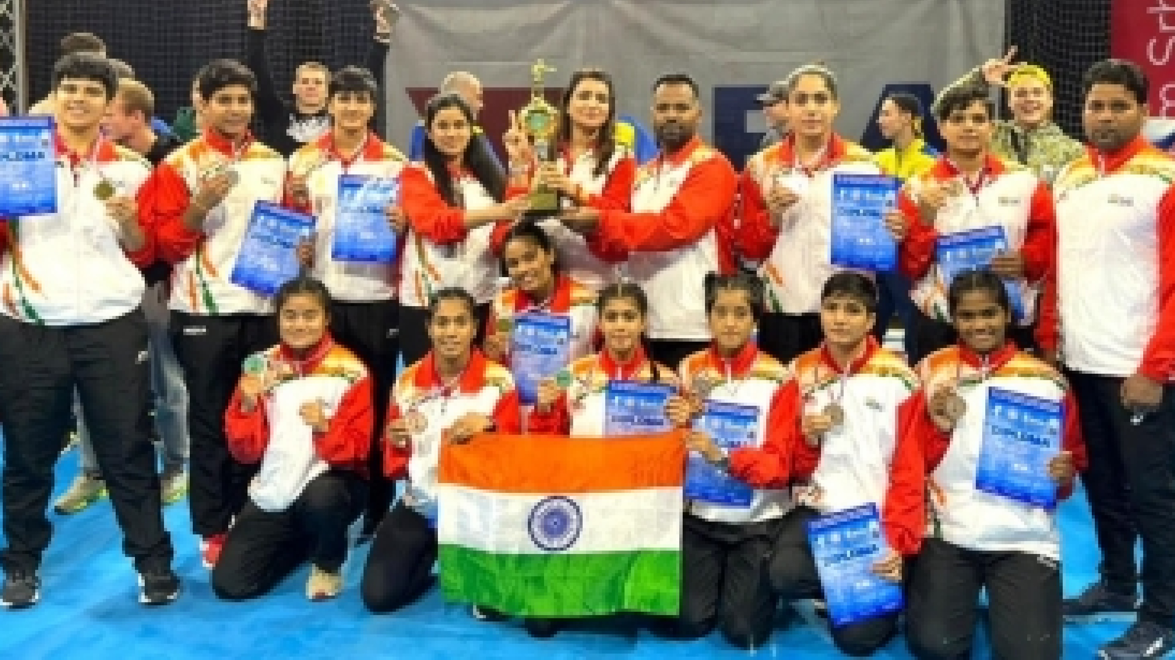 Indian youth boxers clinch 19 medals at Golden Glove Indian youth boxers clinch 19 medals at Golden Glove