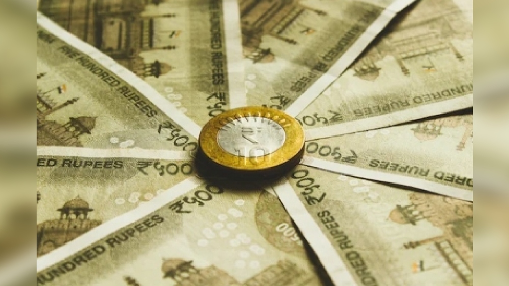 Rupee hit new all-time low as dollar index rises 20-year high