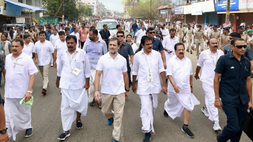 Bharat Jodo Yatra enters Alappuzha, Rahul to meet youngsters Bharat Jodo Yatra enters Alappuzha, Rahul to meet youngsters