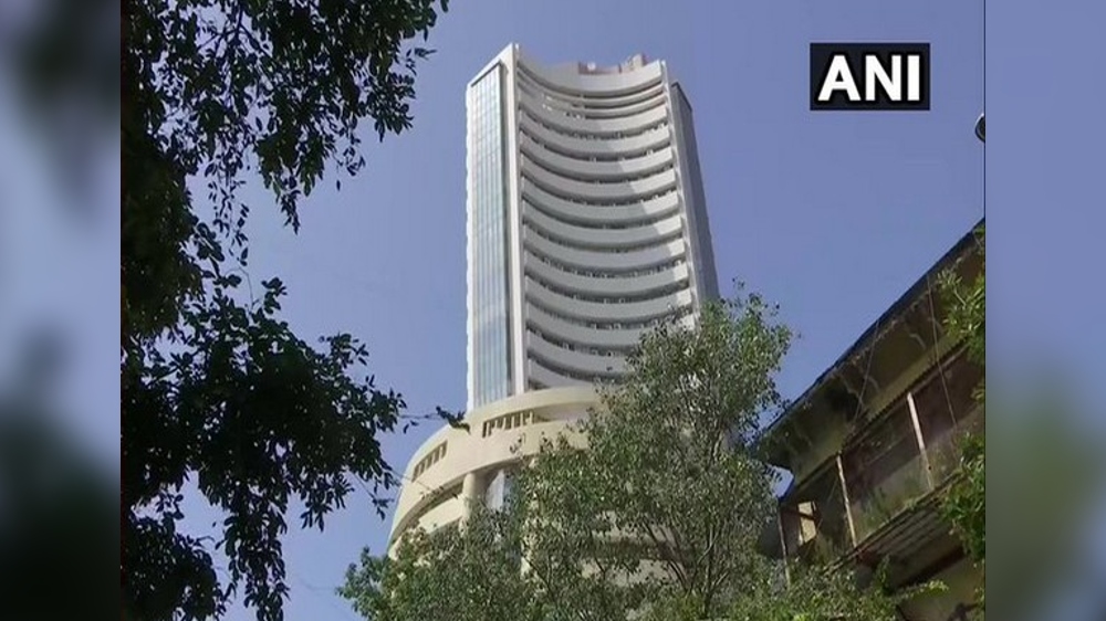 Sensex trims losses; IT stocks slump, Infosys dips 4 per cent