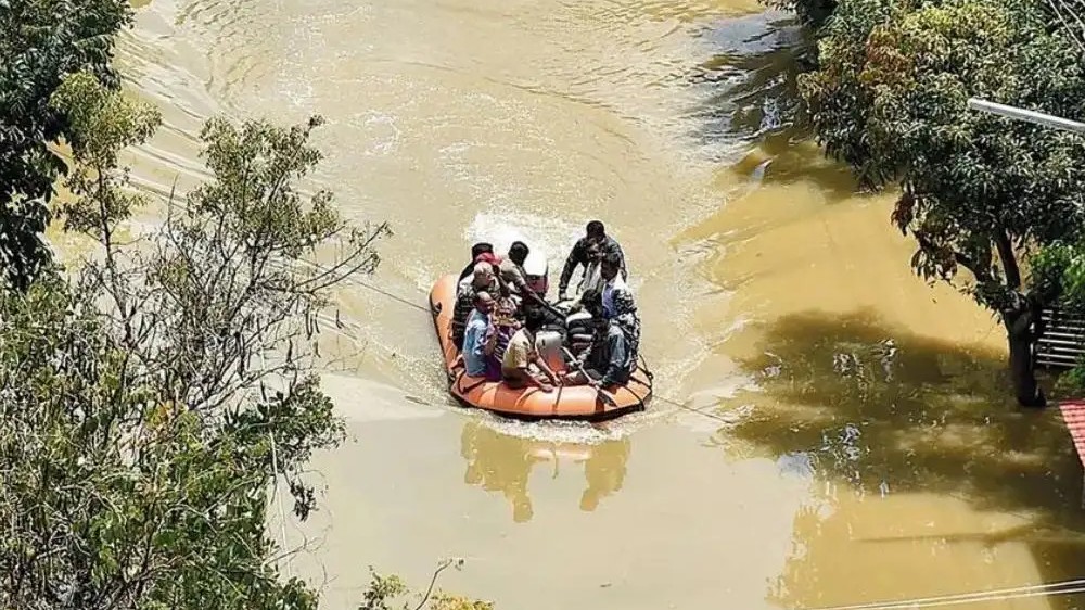 Forecast of more rain worries flood-hit Bengalurians