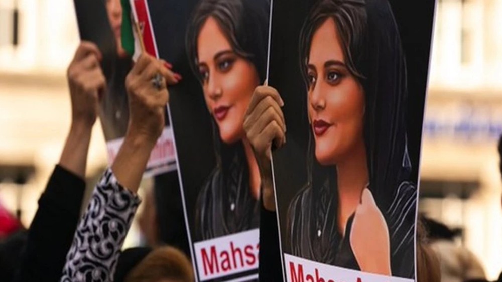 Iran: UN experts demand accountability for Mahsa Aminis death