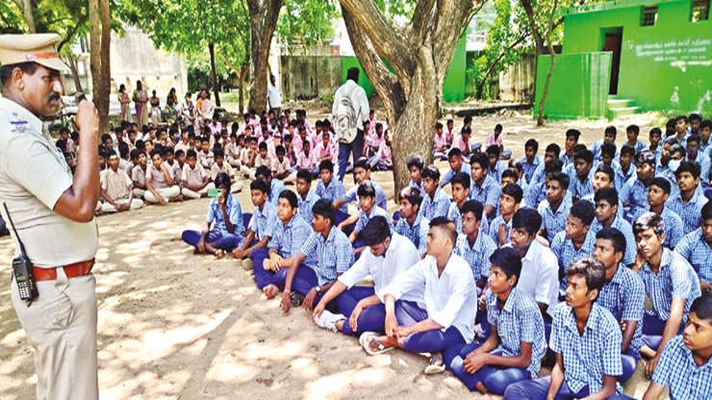 Drugs awareness drive held by cops