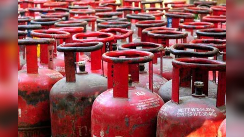Household cylinder in Chennai will now sell at Rs.1,068.50