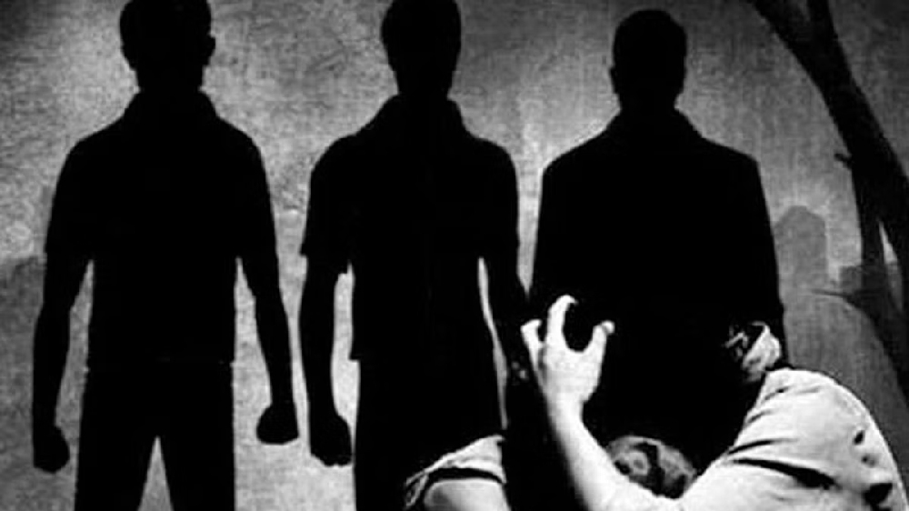 Coworkers kill construction worker for getting more wage