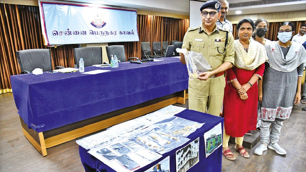 Loan app scam: ‘WFH’ criminals from UP arrested by Chennai cops Loan app scam: ‘WFH’ criminals from UP arrested by Chennai cops