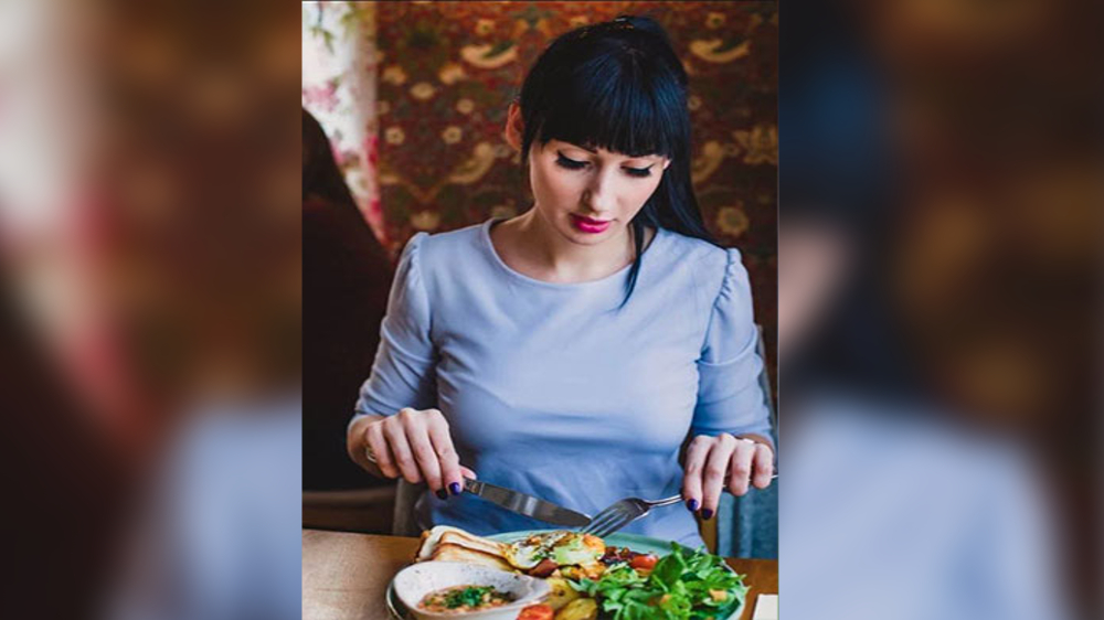 Daytime eating may benefit mental health: Study