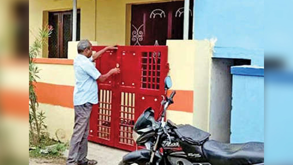 DVAC sleuths raid District Registrar house in Pudukkottai