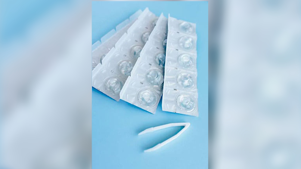 Reusable contact lenses causes higher risk of rare eye infection