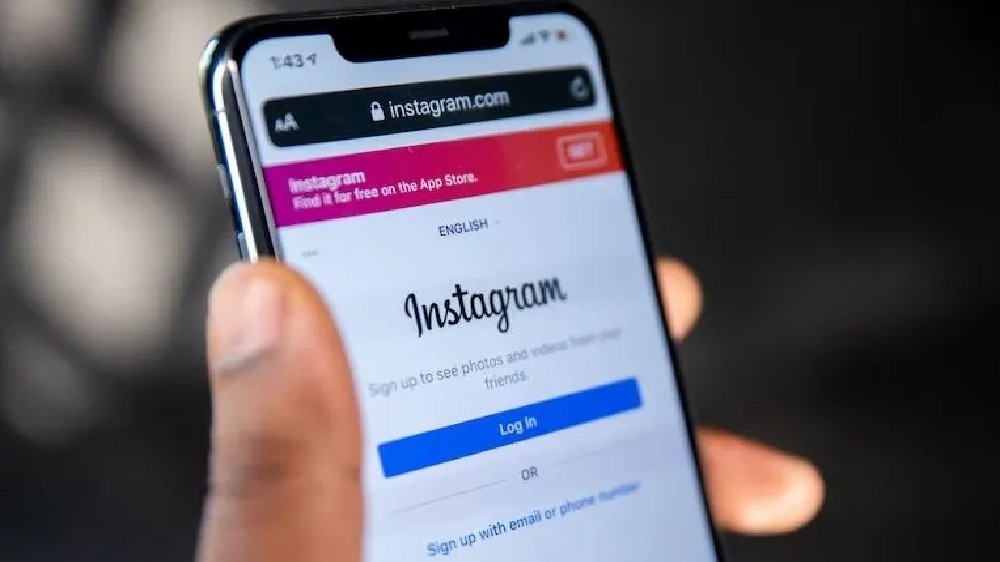 Instagram to soon test new repost feature with select users