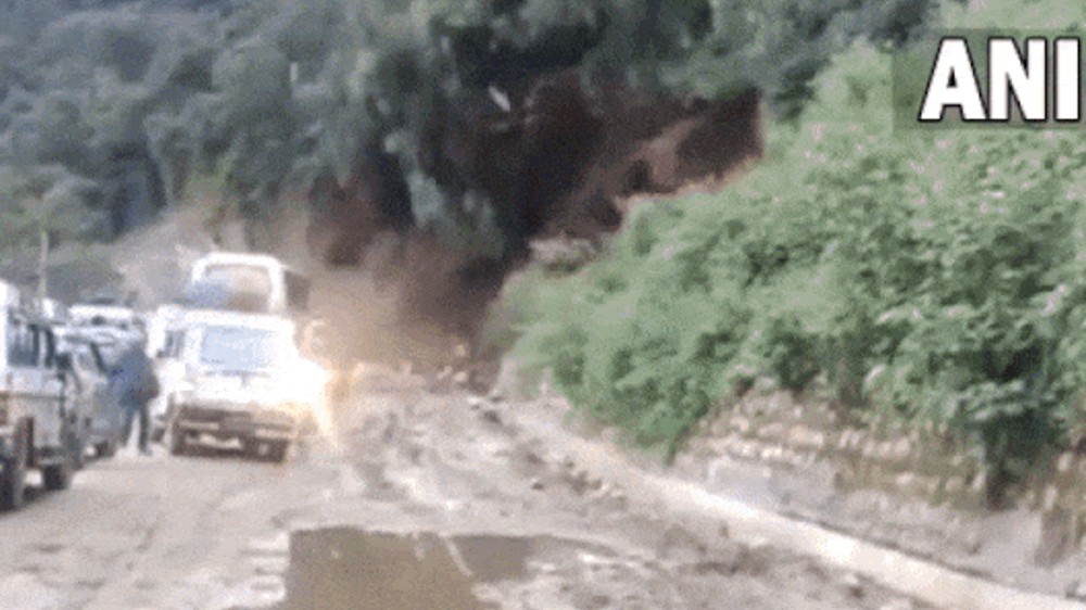Debris triggered by landslide blocks NH-109 at Rudraprayag