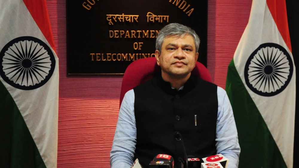 Govt investing $30 bn in creating 4G, 5G infra in rural India