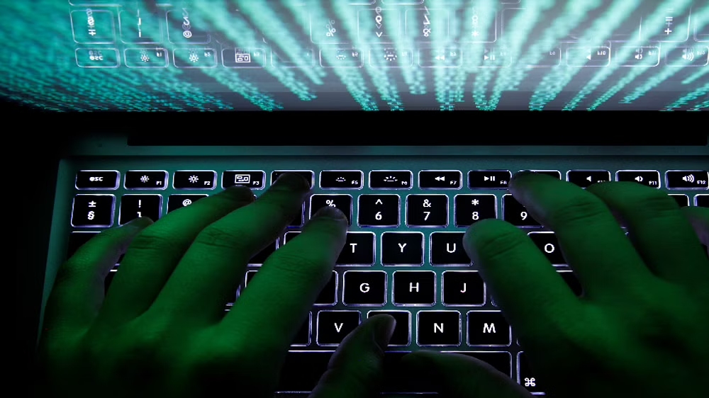 Hackers send nude image to parents via popular school messaging app Hackers send nude image to parents via popular school messaging app