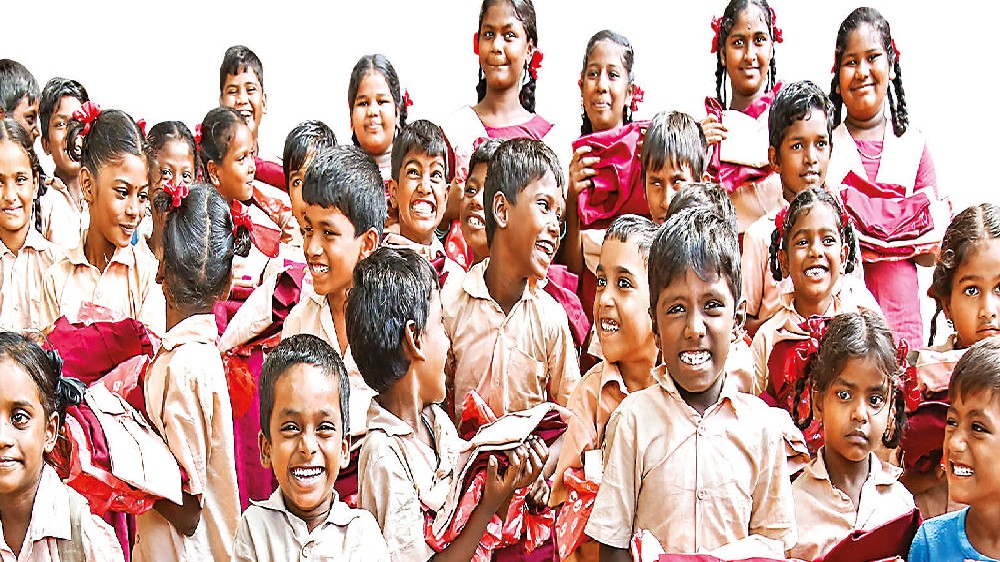 Students galore, teachers missing