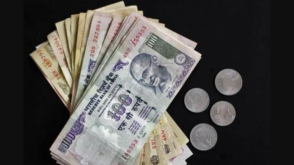 Rupee breaches 81 mark for a new lifetime low