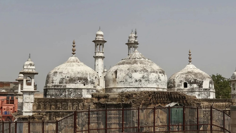 Gyanvapi Mosque: Hindu side demands investigation of Shivling