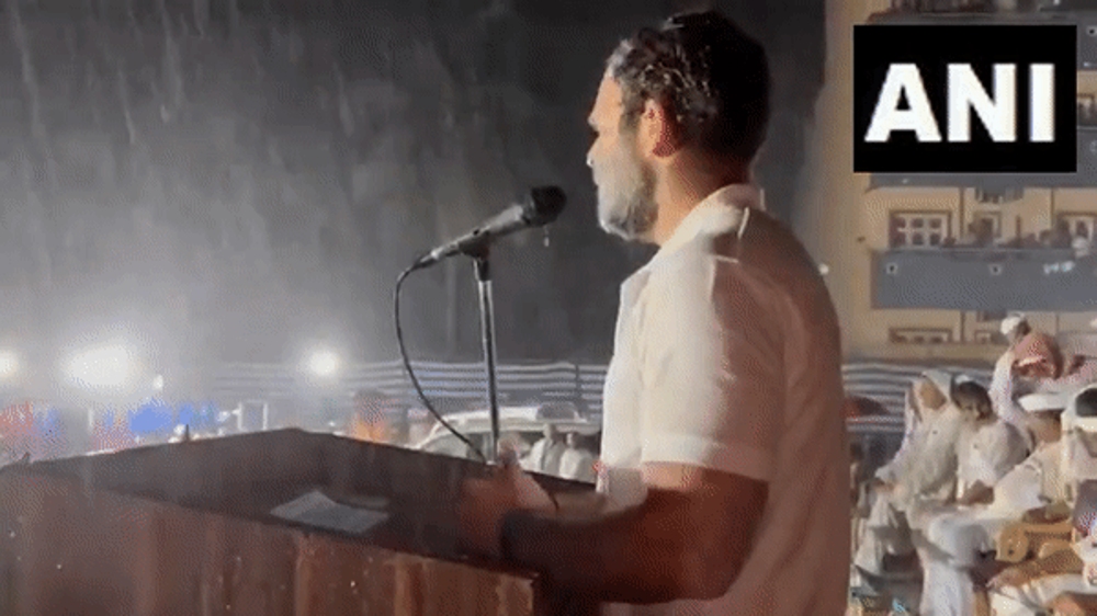 Bharat Jodo Yatra: Rahul addresses rally in Mysuru amid heavy rains