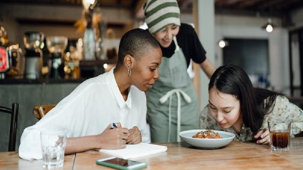 Study reveals how the smell of food can enable time travel