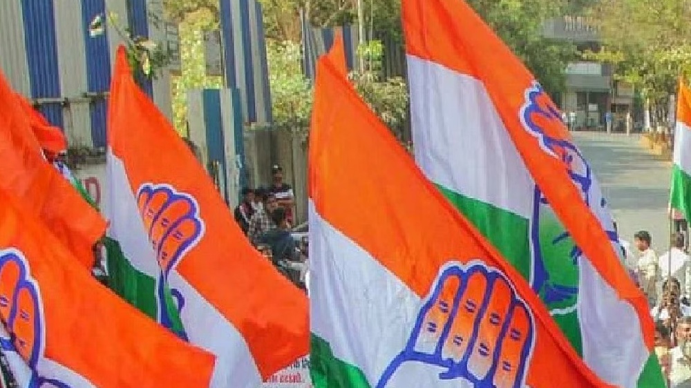 EDITORIAL: Gandhis and their proxy president