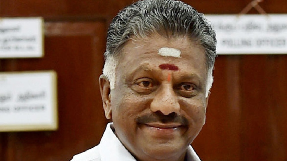 Ousted OPS donates silver armour on behalf of AIADMK