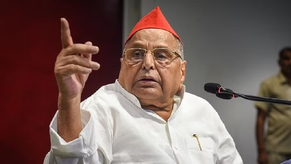 BJP pays rich tributes to Yadav, praises his grassroots connect