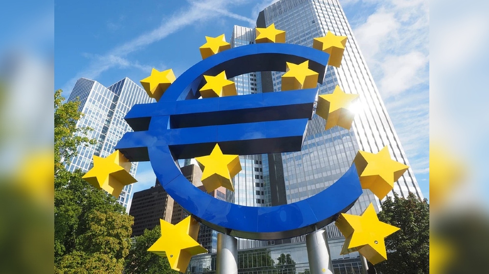 Euro zone bond yields drop again ahead of ECB meeting Euro zone bond yields drop again ahead of ECB meeting