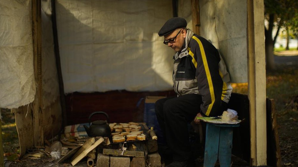 Winter’s bite is coming: Ukrainians dig in for freeze ahead
