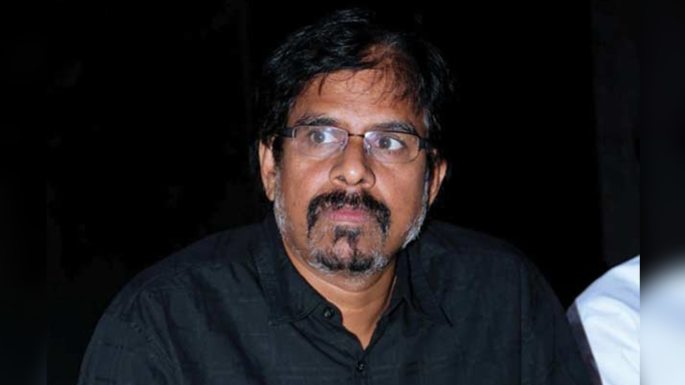 Miscreant damages film director’s car in Virugambakkam
