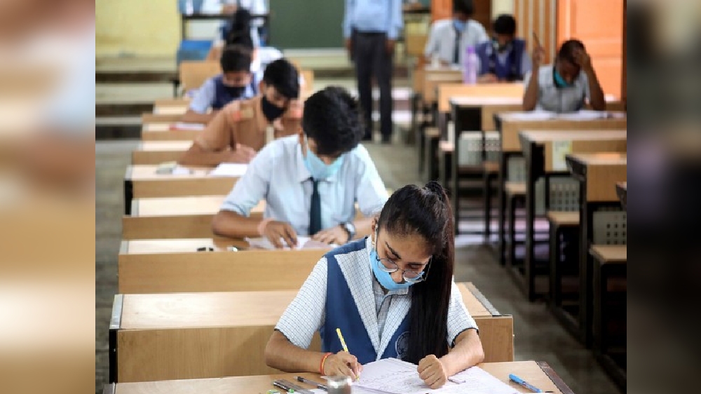 Class 7 question paper frames Kashmir & India as 2 countries in Bihar