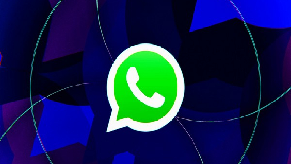 Facebooks bitmoji-style avatars now coming to WhatsApp