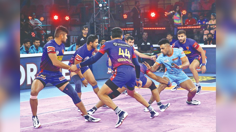 Bengal inflicts defeat on Delhi Bengal inflicts defeat on Delhi