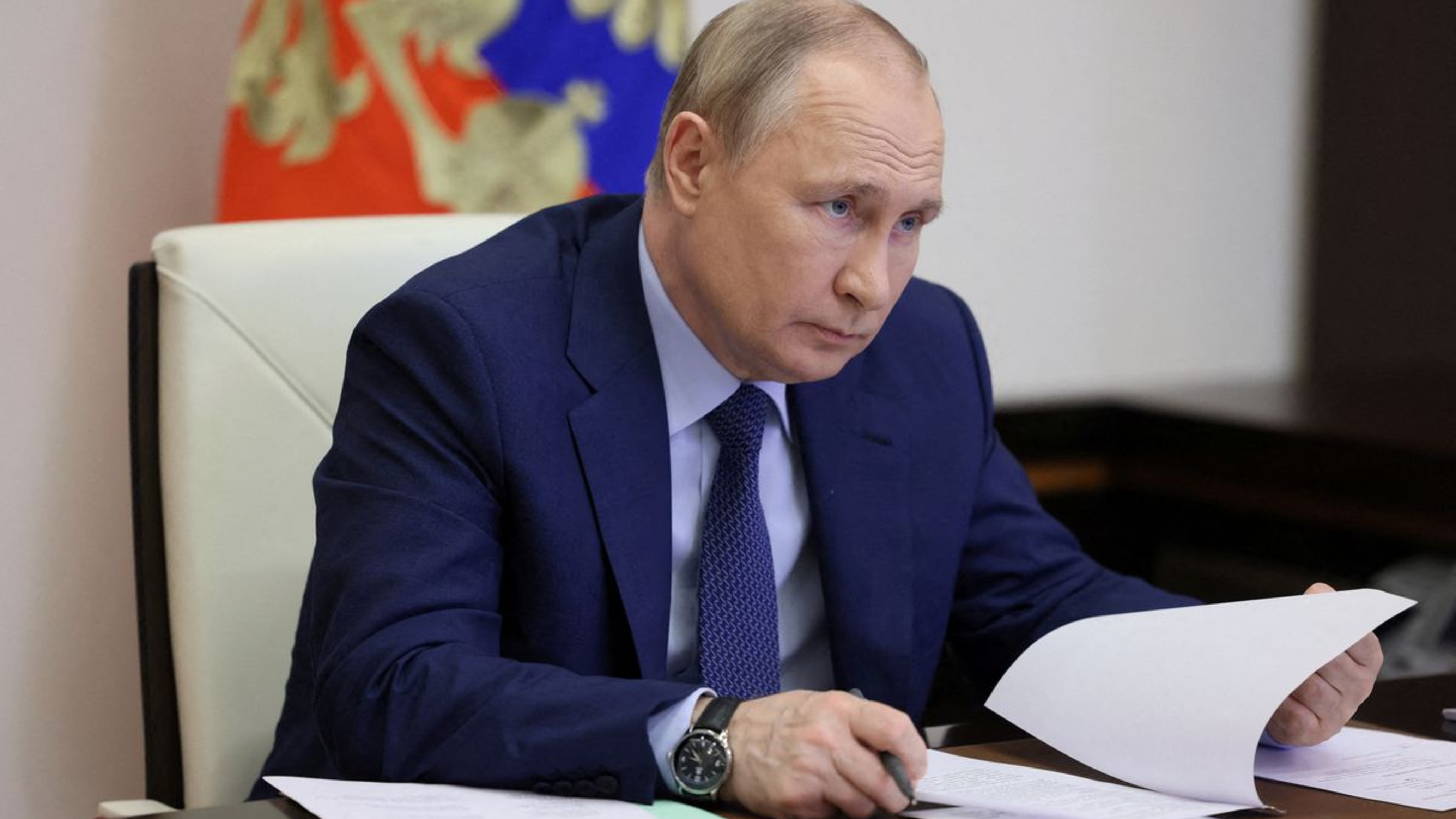 Putin decree asserts Russian control over Ukrainian nuclear plant