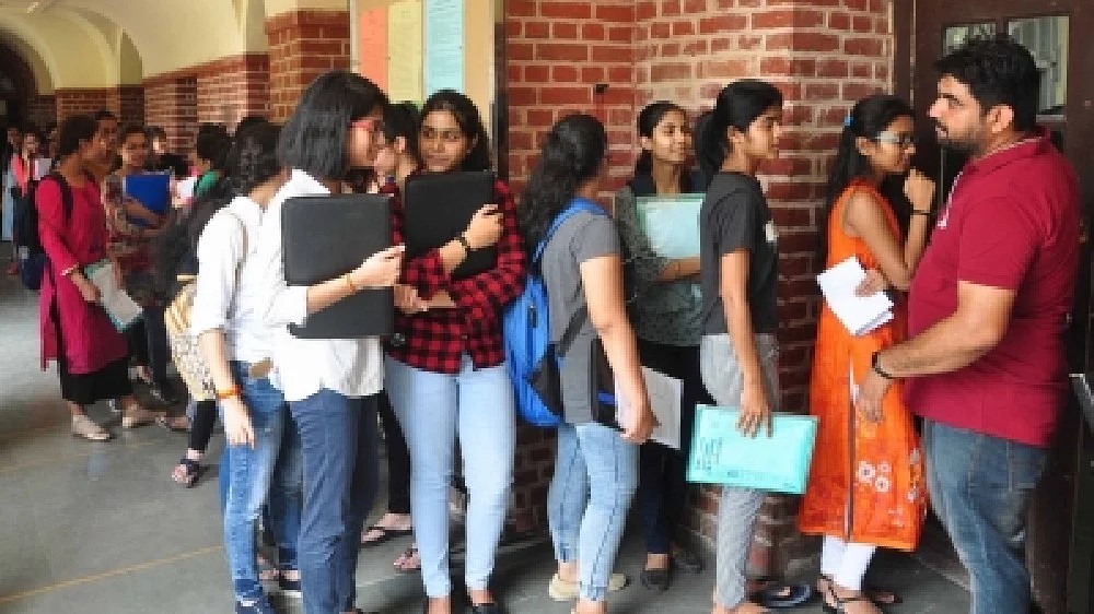 DU admission: 72,865 candidates accept allotted college