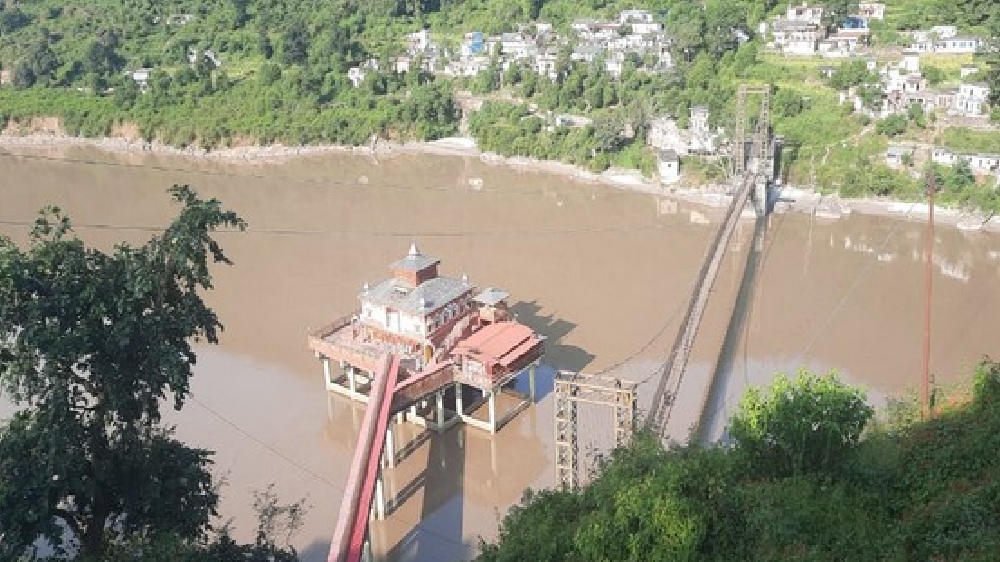 Idol changes form thrice a day in this Uttarakhand temple