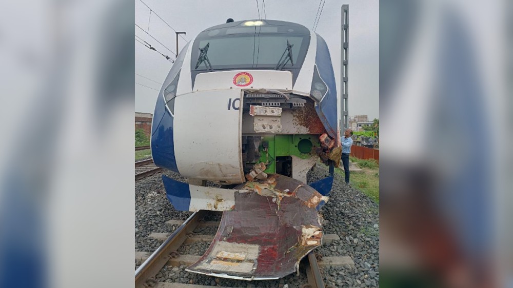 Vande Bharat suffers minor damages after cattle hit Vande Bharat suffers minor damages after cattle hit