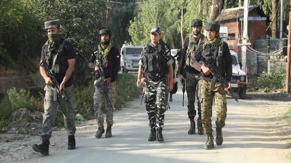 Encounter breaks out in Kashmirs Baramulla